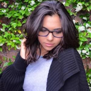 Meet your Posher, Claire